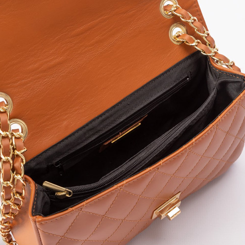 Purses & Wallets