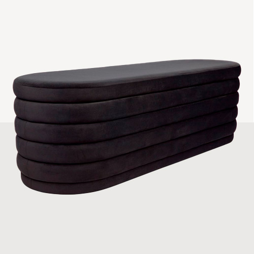 Chaises & Benches